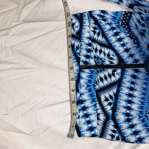 Blue and Black Tart Brand, tye dye pattern long sleeve - Picture 6 of 10